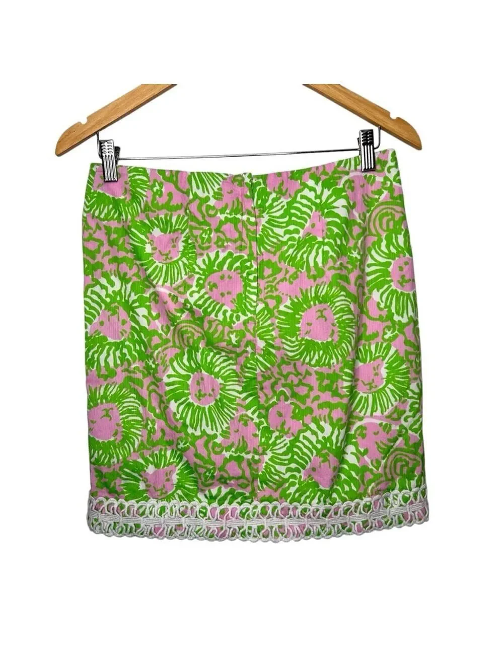 Lilly Pulitzer Sunnyside Mini Skirt Green Pink Lion Print Crochet Trim Cotton 4